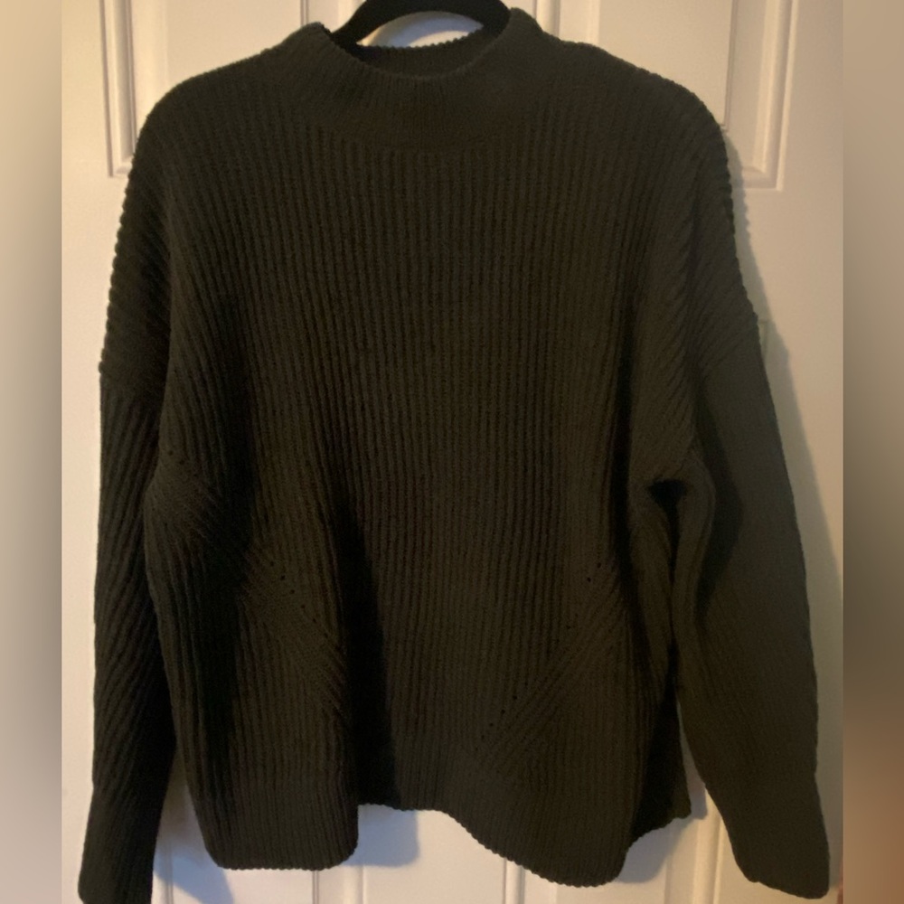 Lightweight, super soft mock-neck turtleneck.